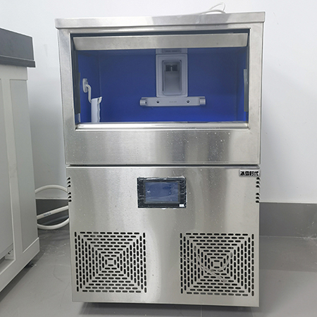 60公斤雪花制冰機(jī)交付河南某醫(yī)院